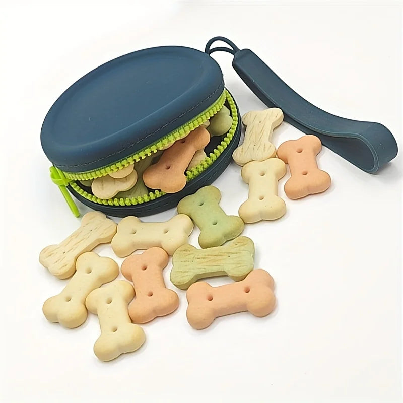 1Pcs Pet Supplies Silicone Dog Food Bag Outdoor Training